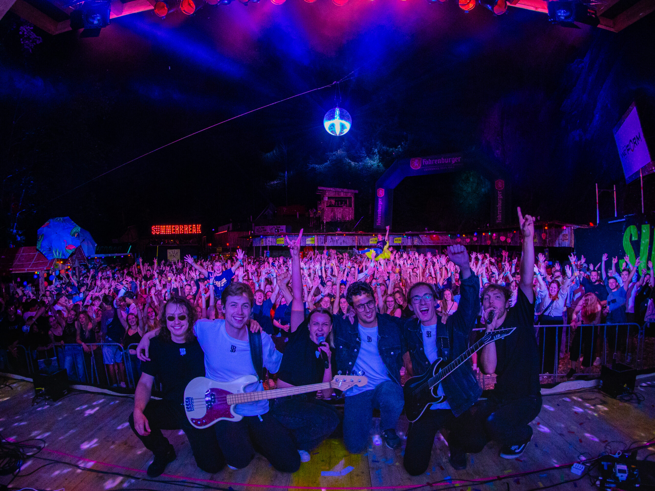 GRUPPENBILD_PARTY